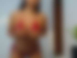 gretamilan's Live Sex Cam Show
