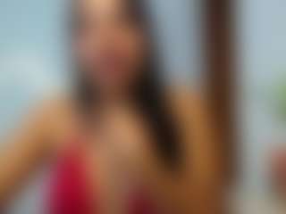 gretamilan's Live Sex Cam Show
