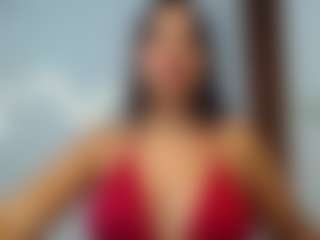 gretamilan's Live Sex Cam Show