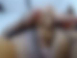 gretamilan's Live Sex Cam Show