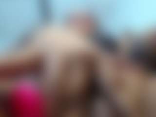 Live cam show with gretamilan - Gamer Brown Hair on Hubzter Live