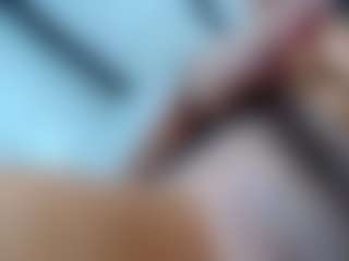 gretamilan's Live Sex Cam Show