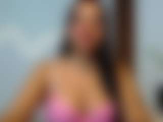 Live cam show with gretamilan - New Toys on UwU Esports