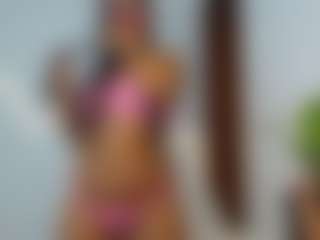 Live cam show with gretamilan - Butt Plug on AdultVida.com