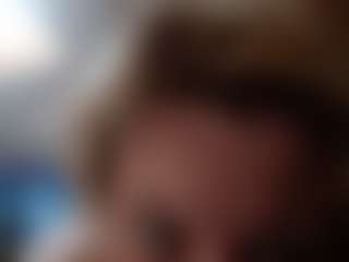 hotmesscallmebaby's Live Sex Cam Show