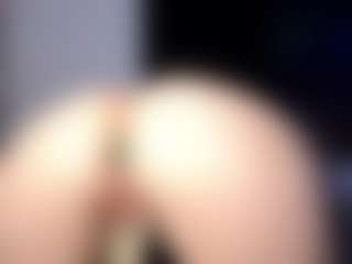 lilihoot's Live Sex Cam Show
