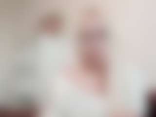 Lisandra's Live Sex Cam Show