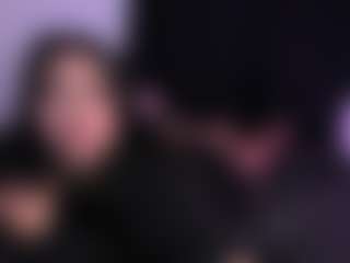 Live cam show with MiaLens - New Tattoos on liverealitysex.com