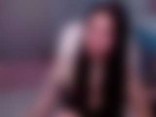 Live cam show with Michela-Fruett - Shaved on Hubzter Live