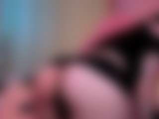Live cam show with Michela-Fruett - Shaved on Dare Cams