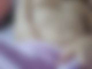 Live cam show with RevaLaflin - Blue Eyes on StripNow