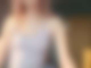 Live cam show with RevaLaflin - Teen (18+) on madthumbs