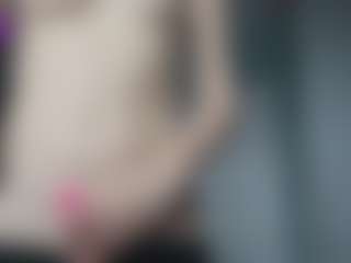 Live cam show with RevaLaflin - Full Nudity on makecum.org