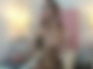sofia-marttinez9's Live Sex Cam Show