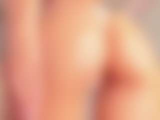 sofia-marttinez9's Live Sex Cam Show
