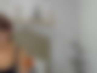 Live cam show with sofia-marttinez9 - Oil on CSO-WL