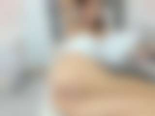 sofia-marttinez9's Live Sex Cam Show