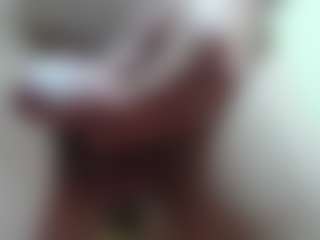 Live cam show with 01elnene01 - Brown Eyes on madthumbs