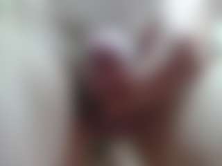 Live cam show with 01elnene01 - Armpits on TottyGirls