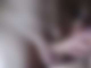 01elnene01's Live Sex Cam Show