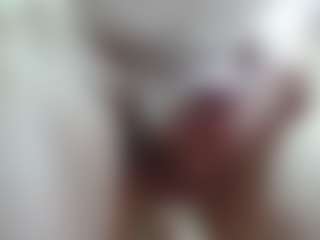 Live cam show with 01elnene01 - Brown Hair on Gym Cam Girls