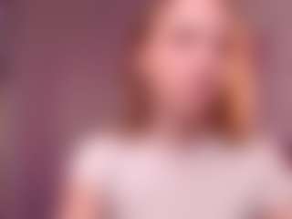 Live cam show with Adria-Arjonaa - Blowjob on AdultVida.com