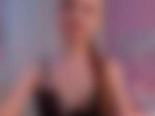 Adria-Arjonaa's Live Sex Cam Show