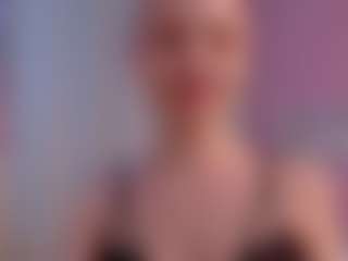 Adria-Arjonaa's Live Sex Cam Show