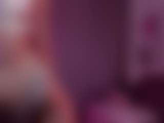 Live cam show with Adria-Arjonaa - Flashing on Instabang