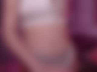 Live cam show with Adria-Arjonaa - Petite Young Adult on LiveSexCams6