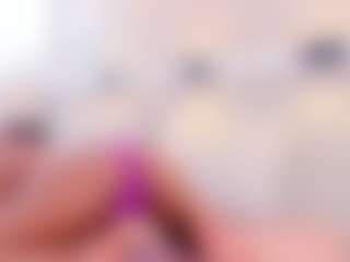 Live cam show with Alyson-Palmer - Young Adult on StripNow