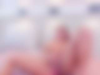 Live cam show with Alyson-Palmer - Spank on Adult Interactions