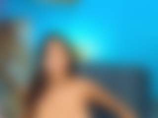 Live cam show with AmeliaEmmy - Tiny on Camsoda
