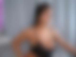 Live cam show with AmeliaEmmy - Orgasm on AdultVida.com