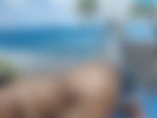 BUSTYBELLAXXX MILF webcam performer live streaming