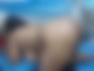 BUSTYBELLAXXX's Live Sex Cam Show