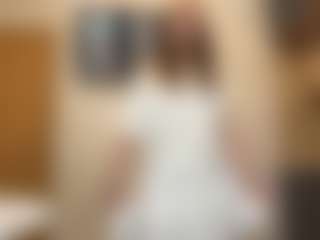 Live cam show with Lola - Granny on Hubzter Live