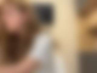 Live cam show with Lola - Granny on TeamSkeetLive