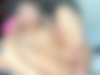 Live cam show with Carolinacoleman26 - New Anal on StripNow