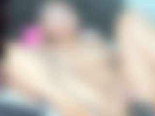 Live cam show with Carolinacoleman26 - New Brown Eyes on Fapmatic.com