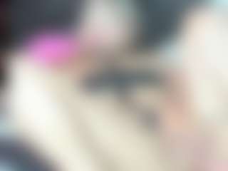 Live cam show with Carolinacoleman26 - Blonde Hair on SpunkLive