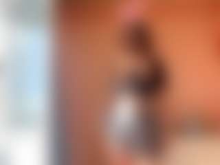 Live cam show with ClarisGropp - Skinny on CamClone