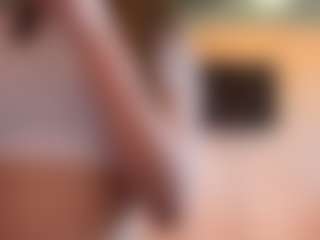 Live cam show with ClarisGropp - Public Brown Hair on sexylive.show