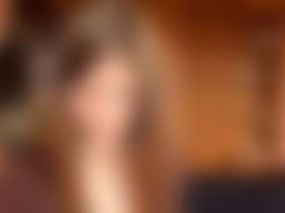 Live cam show with ClarisGropp - Amateur Brown Hair on Milfs Live