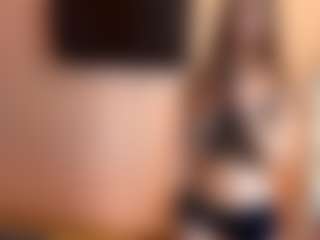 Live-Cam-Show mit ClarisGropp - Brown Hair auf Camsoda