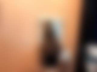 Live cam show with ClarisGropp - Smoking on Streamer API