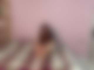 Live cam show with ClarisGropp - Amateur Brown Hair on Hubzter Live