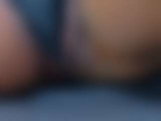 Live cam show with DarkDuchess1 - Ass Bouncing on Camsoda