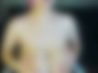 Live cam show with Ekimmj-age - Upskirt on Mixed Magazine Live