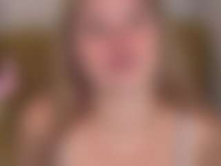Live cam show with Kathy-Duncan - Smoking on liverealitysex.com